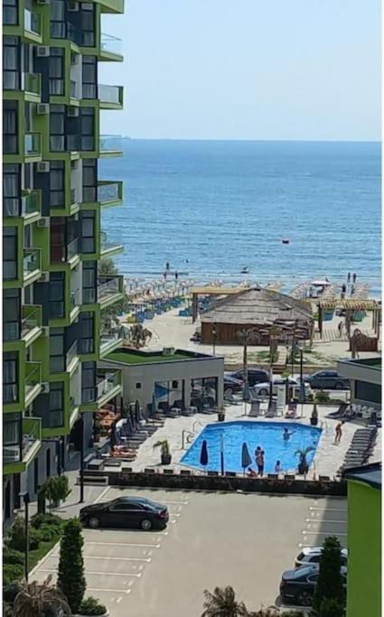 Alezzy Reasort Luxury Apartment 81 Prima Linie La Mare Неводарі Екстер'єр фото