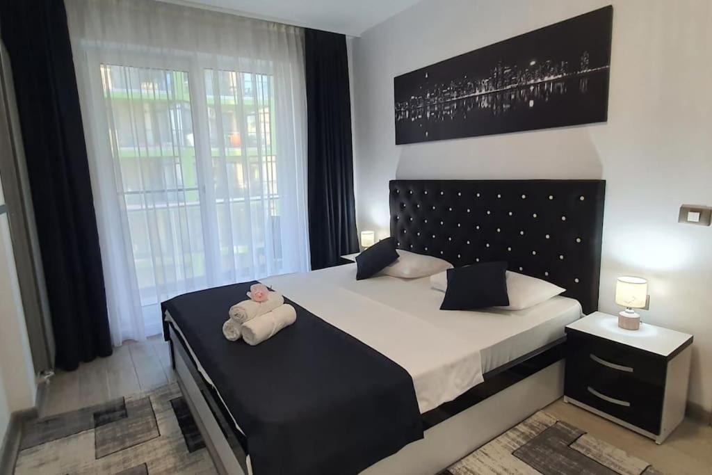 Alezzy Reasort Luxury Apartment 81 Prima Linie La Mare Неводарі Екстер'єр фото
