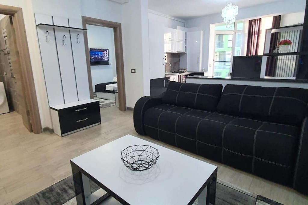Alezzy Reasort Luxury Apartment 81 Prima Linie La Mare Неводарі Екстер'єр фото