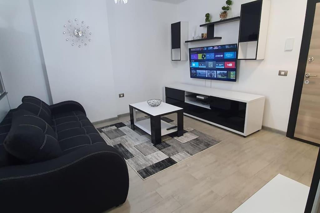 Alezzy Reasort Luxury Apartment 81 Prima Linie La Mare Неводарі Екстер'єр фото